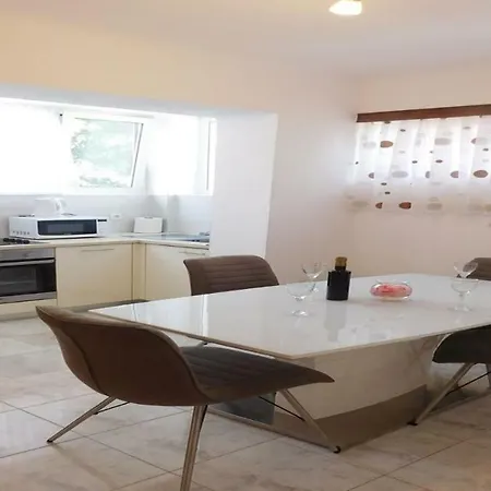 Andrija In Zadar, 50m From The Beach Apartman *