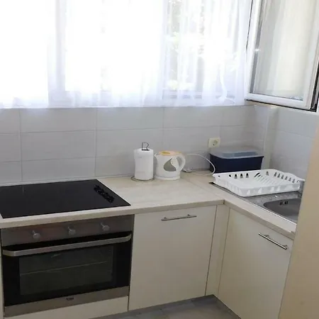 Andrija In Zadar, 50m From The Beach Apartman *