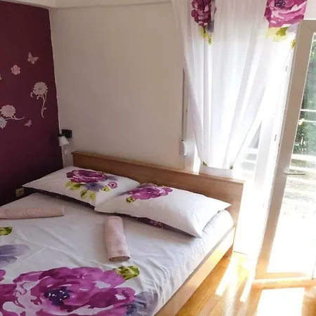 Andrija In Zadar, 50m From The Beach Apartman